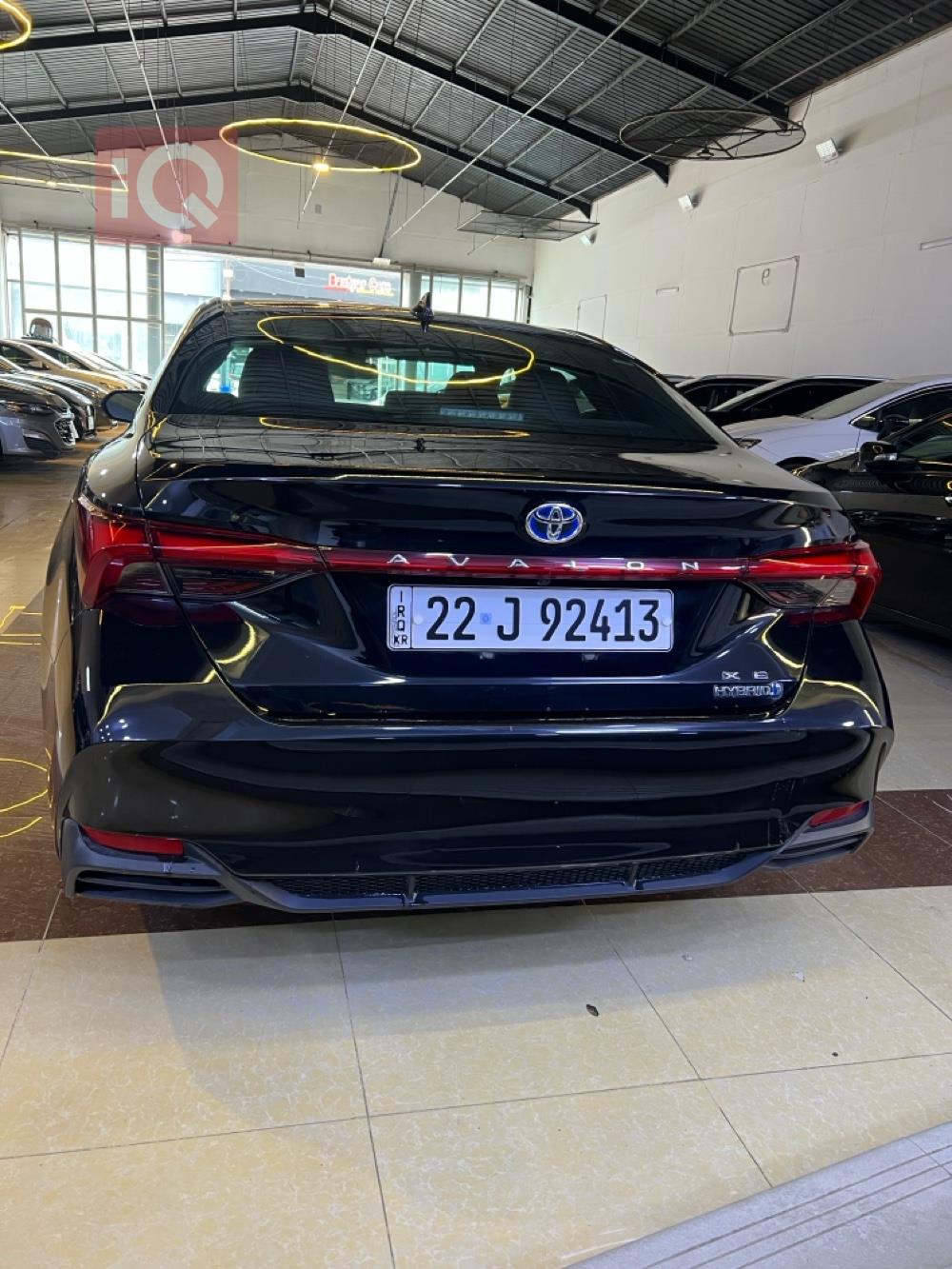 تويوتا أفالون